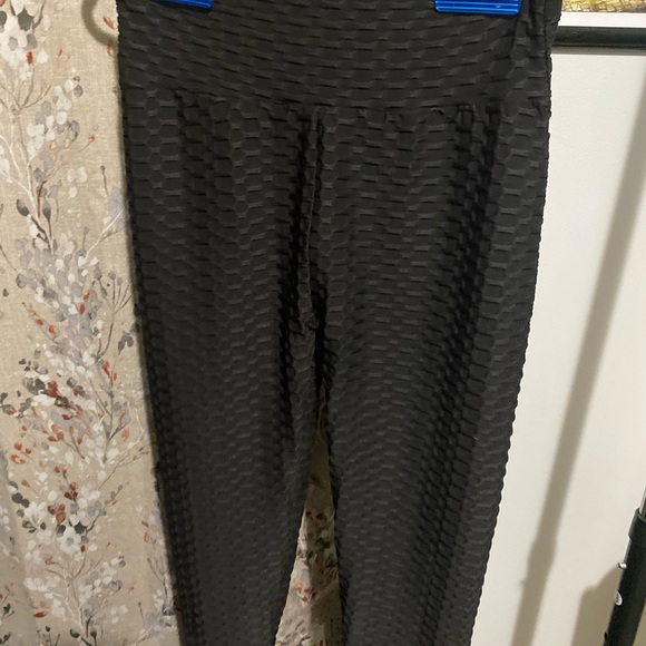 L/XL workout tights - Picture 1 of 4